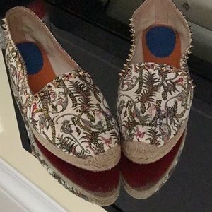 Christian  Louboutin